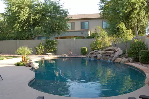 589 E Mary Ct, Gilbert, AZ 85295 photo 5