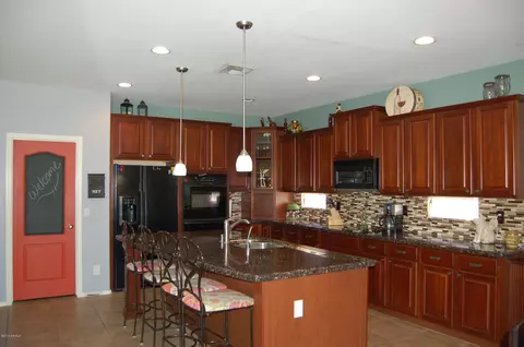 589 E Mary Ct, Gilbert, AZ 85295 photo 6