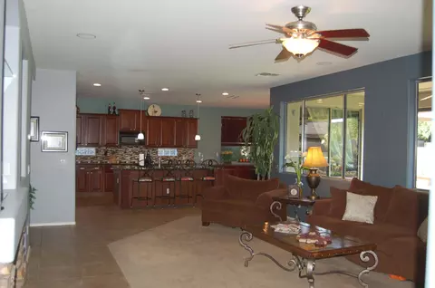 589 E Mary Ct, Gilbert, AZ 85295 photo 13