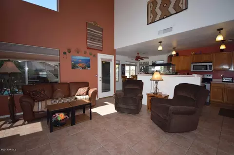 1673 E Aspen Way, Gilbert, AZ 85234 photo 9