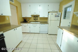 7657 N 12th Pl, Phoenix, AZ 85020 photo 2