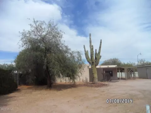 105 S Malcolm Dr, Apache Junction, AZ 85120