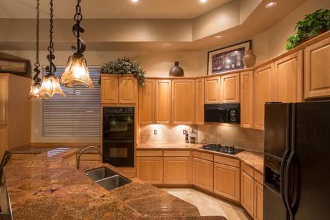 4823 Estevan Rd, Phoenix, AZ 85054 photo 9