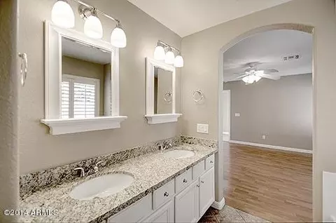 680 W Orange Dr, Gilbert, AZ 85233 photo 13