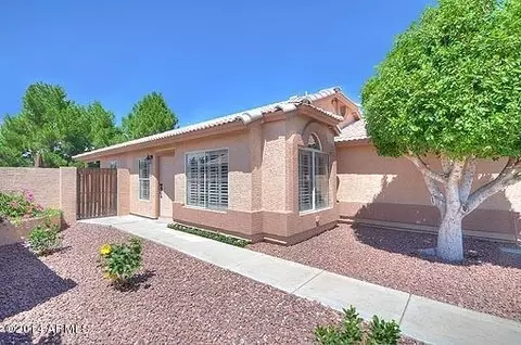 680 W Orange Dr, Gilbert, AZ 85233 photo 4