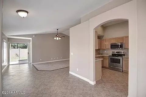 680 W Orange Dr, Gilbert, AZ 85233 photo 9