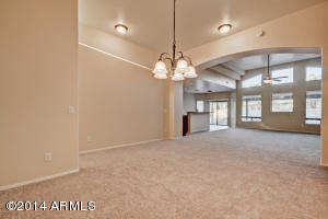 8611 S 8th Dr, Phoenix, AZ 85041 photo 5