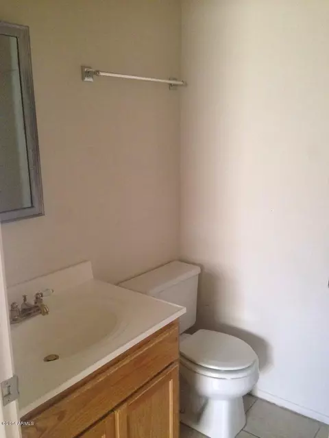 736 E Dobbins Rd, Phoenix, AZ 85042 photo 9