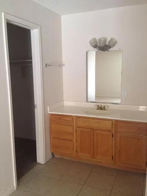 736 E Dobbins Rd, Phoenix, AZ 85042 photo 7