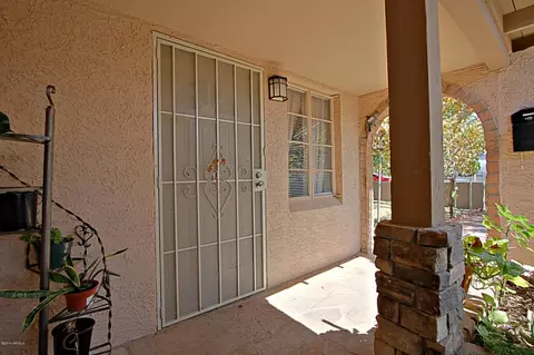 2416 E Clarendon Ave, Phoenix, AZ 85016 photo 8