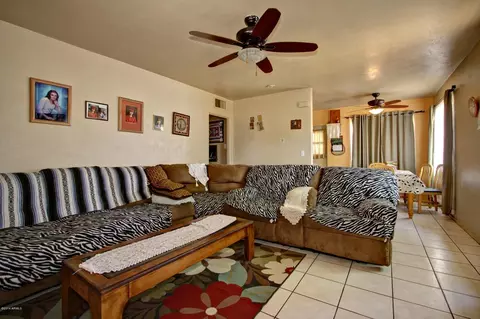 2416 E Clarendon Ave, Phoenix, AZ 85016 photo 9