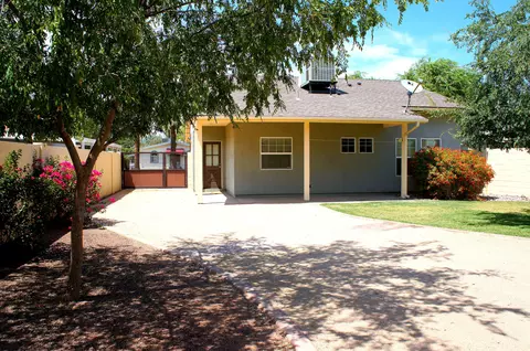 1411 Earll Dr, Phoenix, AZ 85014 photo 18