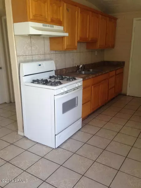 6415 W Weldon Ave, Phoenix, AZ 85033 photo 3