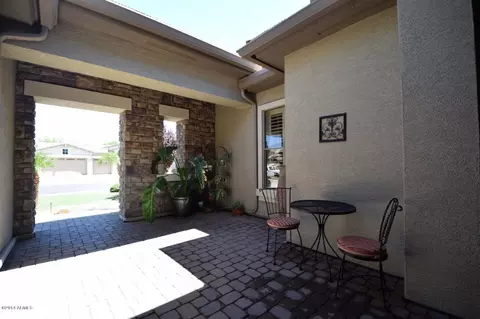 719 E Joseph Ct, Gilbert, AZ 85295 photo 3