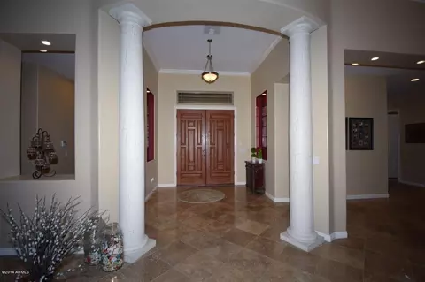 719 E Joseph Ct, Gilbert, AZ 85295 photo 5