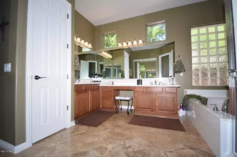 719 E Joseph Ct, Gilbert, AZ 85295 photo 24