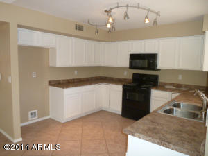 4319 E Towne Ln, Gilbert, AZ 85234 photo 7