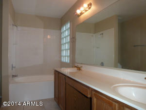 4319 E Towne Ln, Gilbert, AZ 85234 photo 12