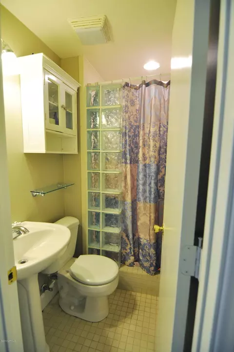 2245 E Devonshire Ave, Phoenix, AZ 85016 photo 17