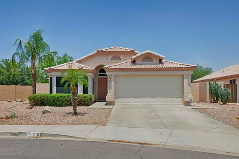 216 W Jasper Dr, Gilbert, AZ 85233 photo 4