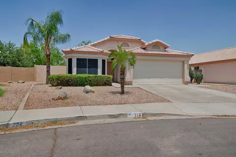 216 W Jasper Dr, Gilbert, AZ 85233 photo 3