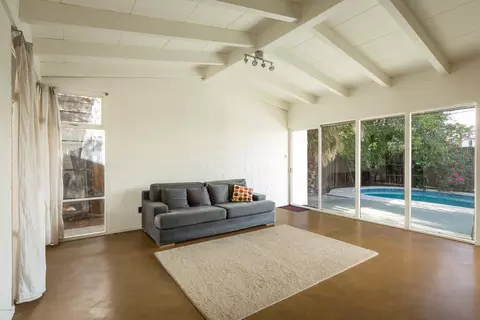 602 Encanto Dr, Tempe, AZ 85281 photo 1