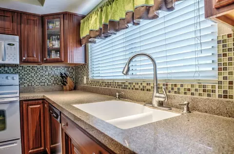 1657 E Wagoner Rd, Phoenix, AZ 85022 photo 9