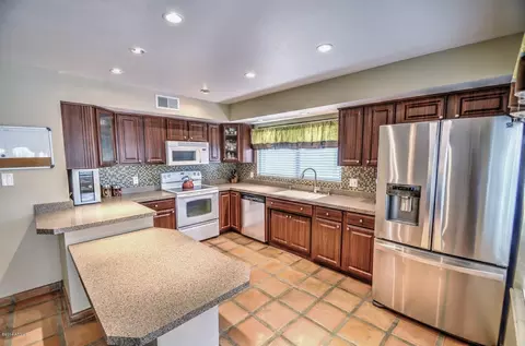 1657 E Wagoner Rd, Phoenix, AZ 85022 photo 8
