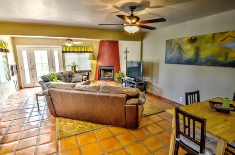 1657 E Wagoner Rd, Phoenix, AZ 85022 photo 4