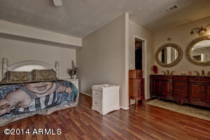 2235 E Sunnyside Dr, Phoenix, AZ 85028 photo 9