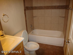 4111 E Camelback Rd #19, Phoenix, AZ 85018 photo 2