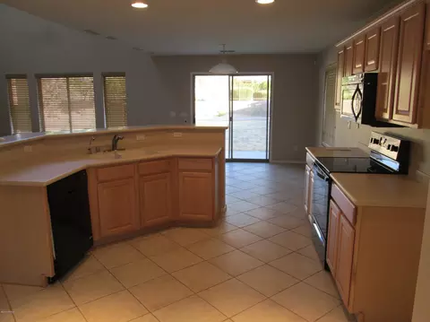 1613 E Beverly Rd, Phoenix, AZ 85042 photo 4