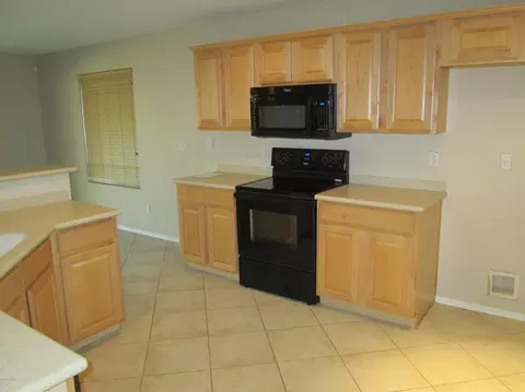 1613 E Beverly Rd, Phoenix, AZ 85042 photo 3