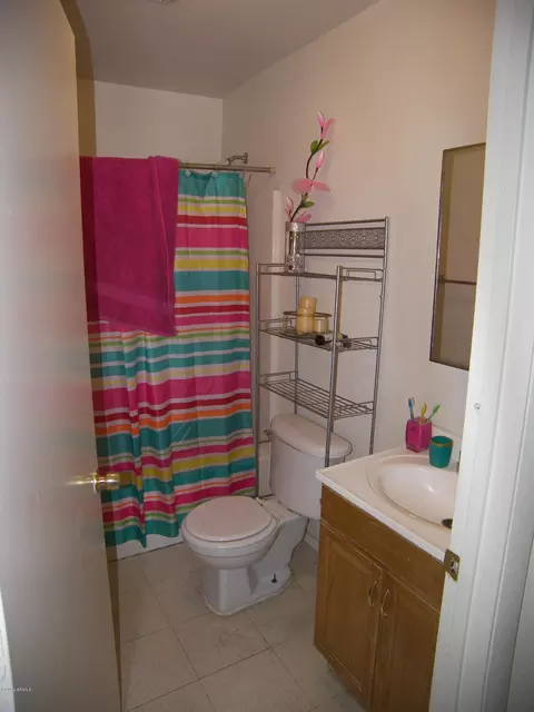 2504 E Mobile Ln, Phoenix, AZ 85040 photo 3