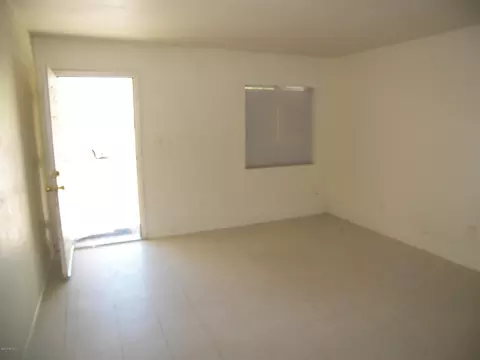 2504 E Mobile Ln, Phoenix, AZ 85040 photo 12