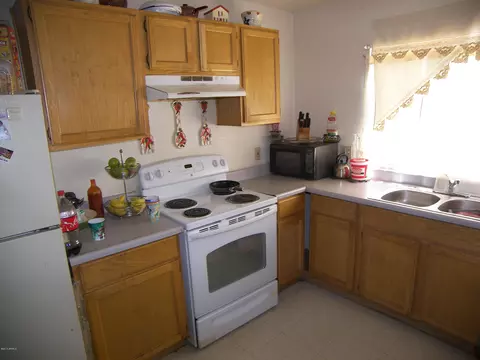 2504 E Mobile Ln, Phoenix, AZ 85040 photo 2
