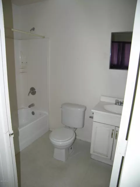 2504 E Mobile Ln, Phoenix, AZ 85040 photo 9