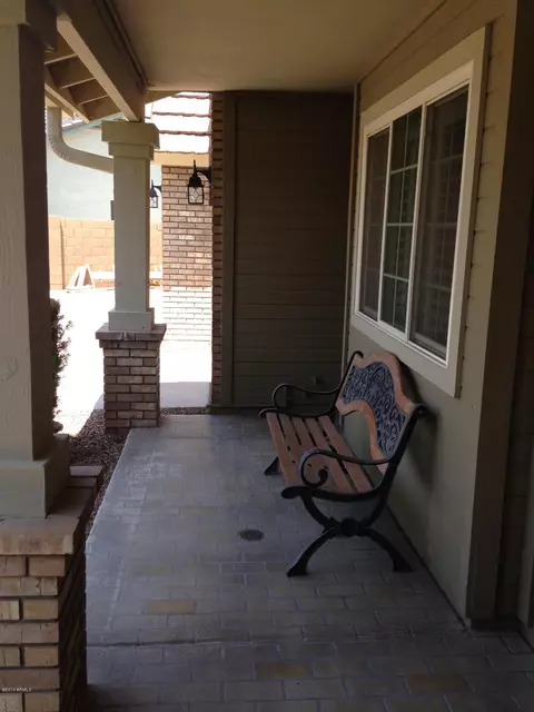 950 Encinas Ave, Gilbert, AZ 85234 photo 3