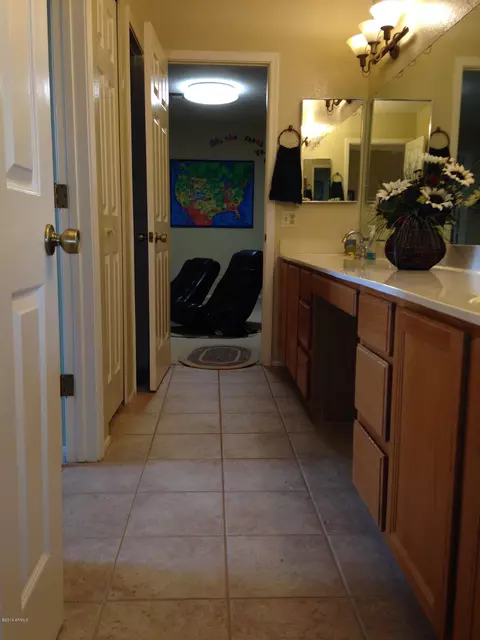950 Encinas Ave, Gilbert, AZ 85234 photo 23