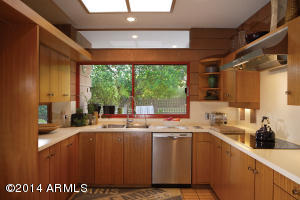 729 E Circle Rd, Phoenix, AZ 85020 photo 9