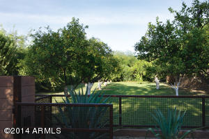 729 E Circle Rd, Phoenix, AZ 85020 photo 2