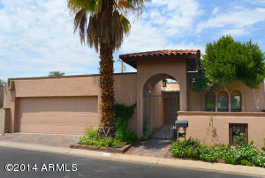 1526 E Solano Dr, Phoenix, AZ 85014 photo 1