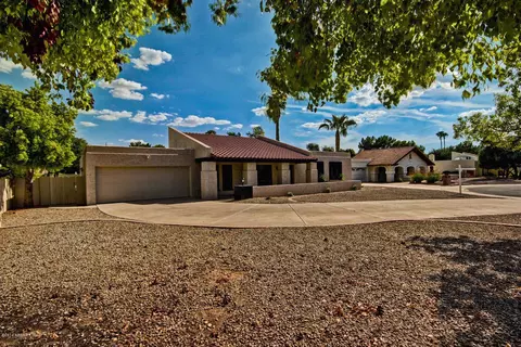 1971 E Lodge Dr, Tempe, AZ 85283 photo 1