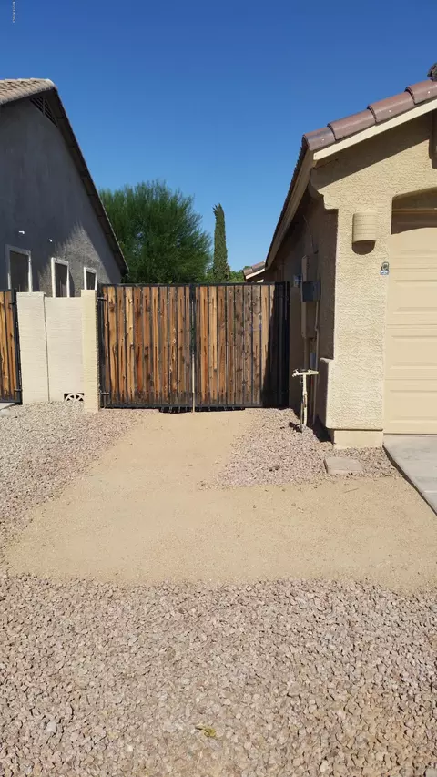 5987 S Legend Dr, Gilbert, AZ 85298 photo 3