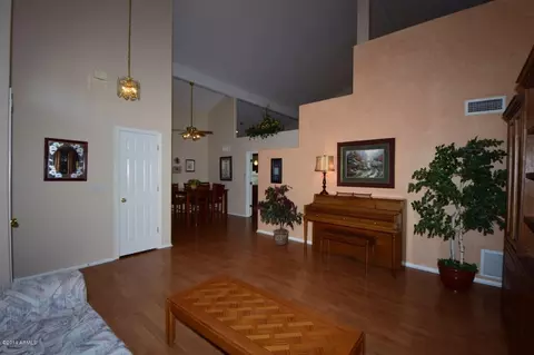 6226 Evergreen St, Mesa, AZ 85205 photo 4