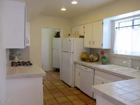 4126 E Cochise Rd, Phoenix, AZ 85028 photo 11