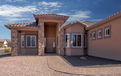 915 S Sandstone Ct, Cornville, AZ 86325 photo 2