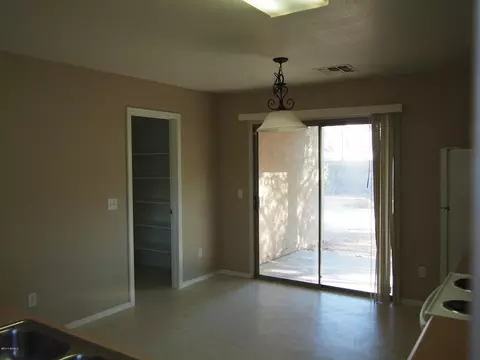 117 E Milada Dr, Phoenix, AZ 85042 photo 7