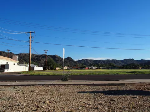 117 E Milada Dr, Phoenix, AZ 85042 photo 23