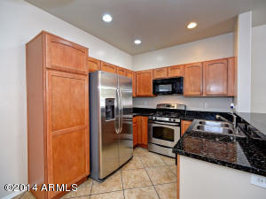 2839 E Pinchot Ave, Phoenix, AZ 85016 photo 6